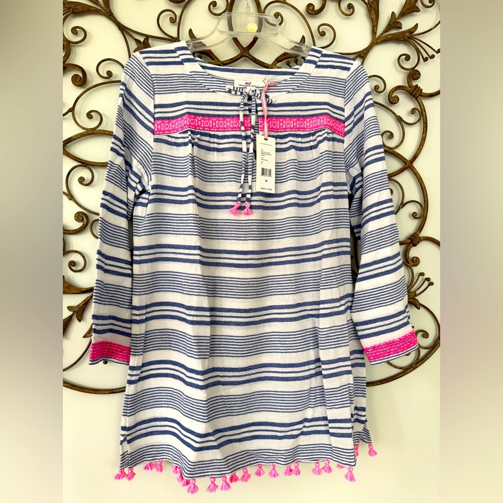 Vineyard Vines Tunic Top Size Medium. NWT!
